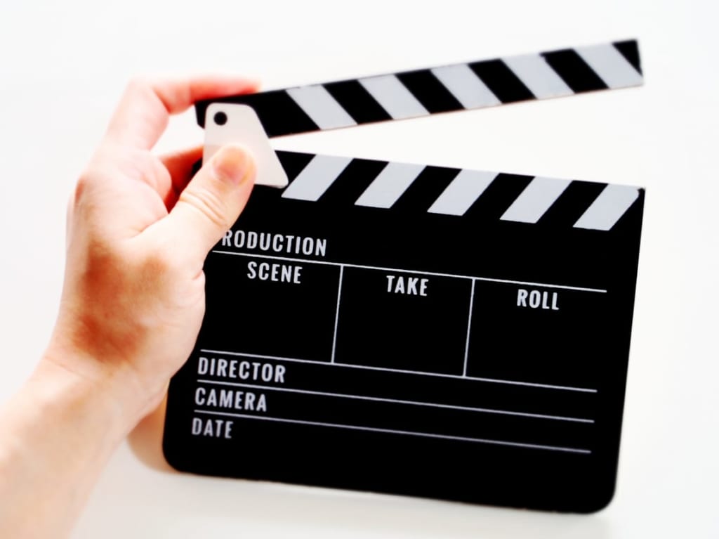 フリー素材サイトの映画イメージ