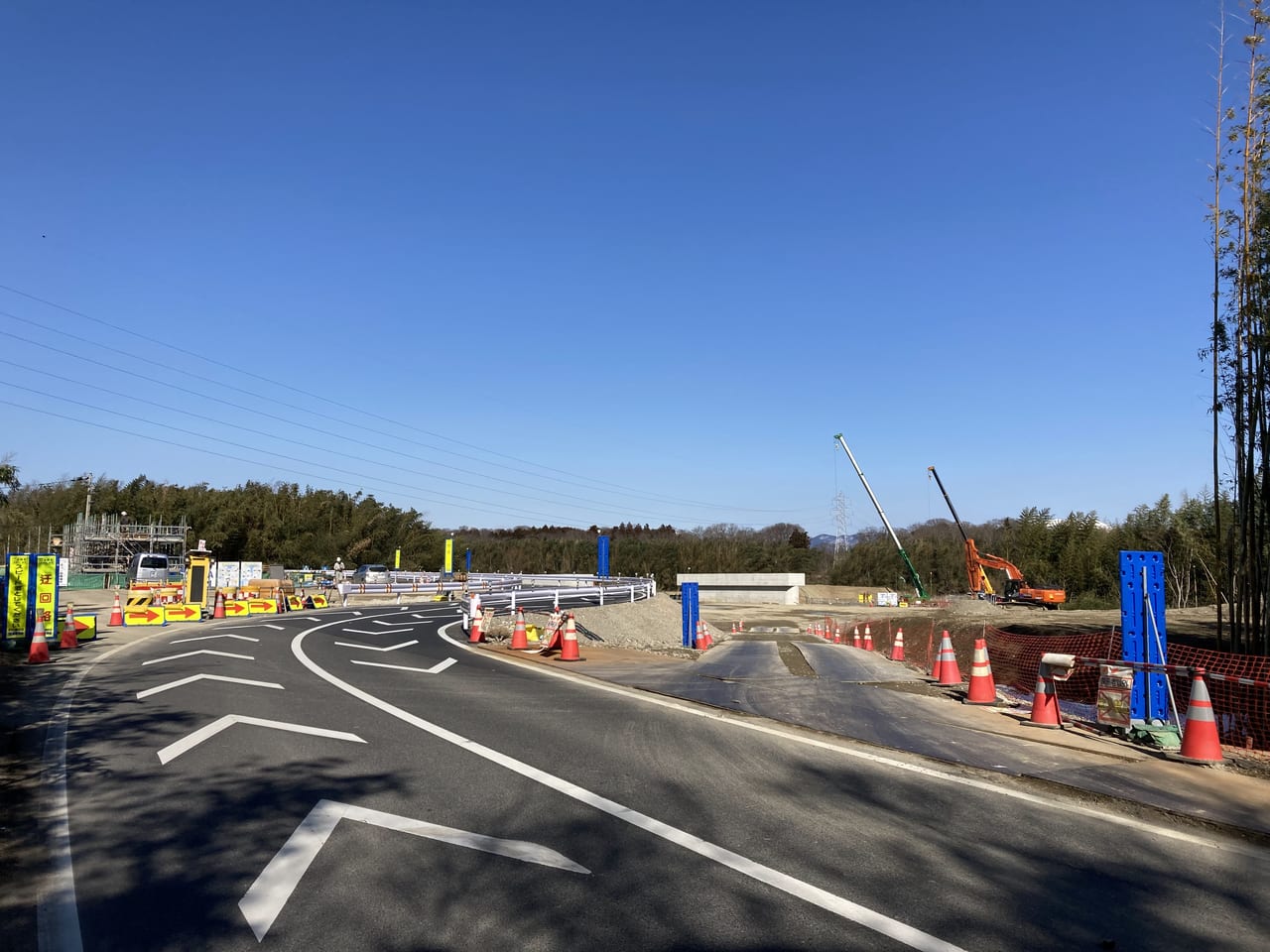 愛知川沿い、県道553号、工事進捗2