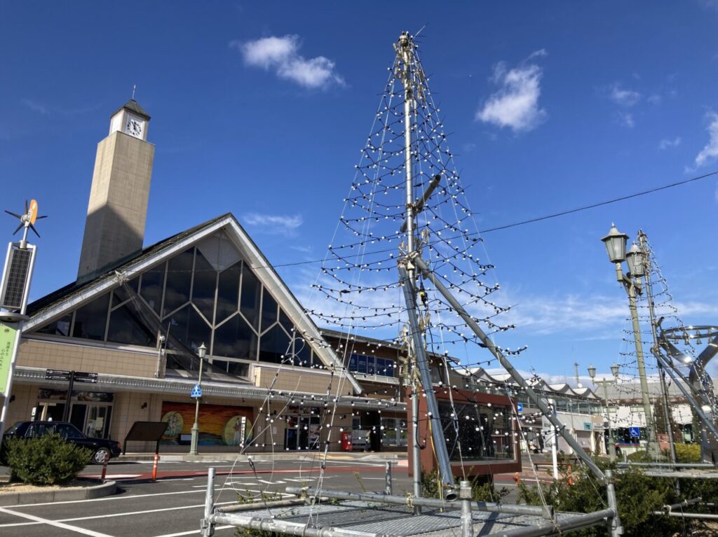 八日市駅前3